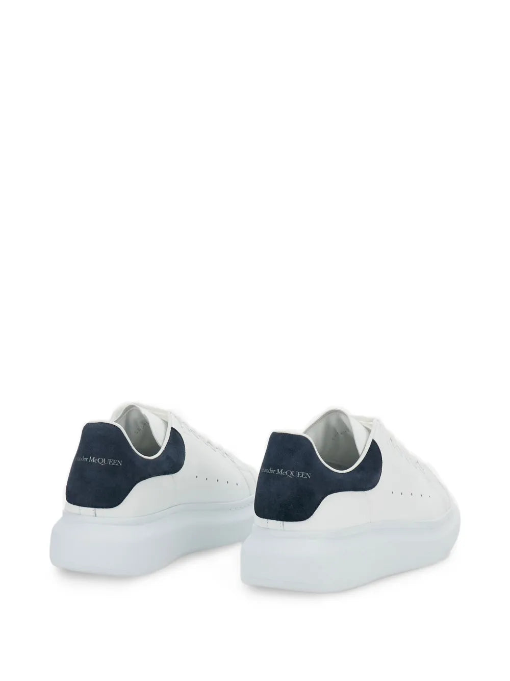 Alexander McQueen
Sneakers oversize con lacci Alexander McQueen