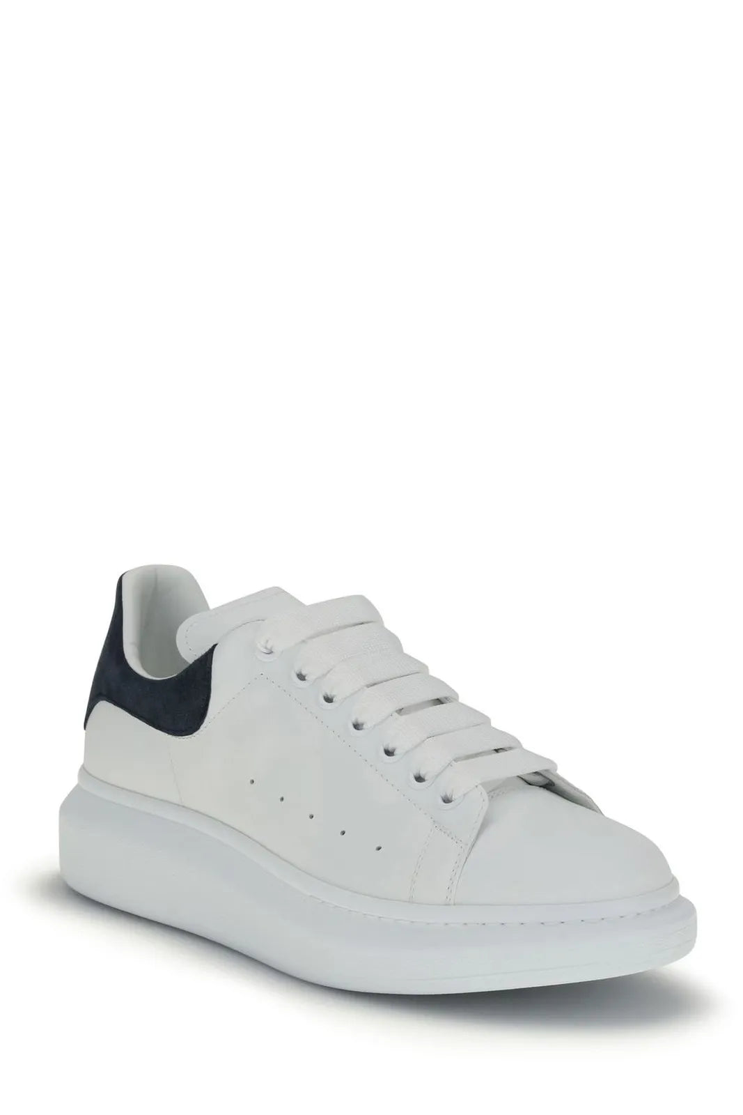 Alexander McQueen
Sneakers oversize con lacci Alexander McQueen